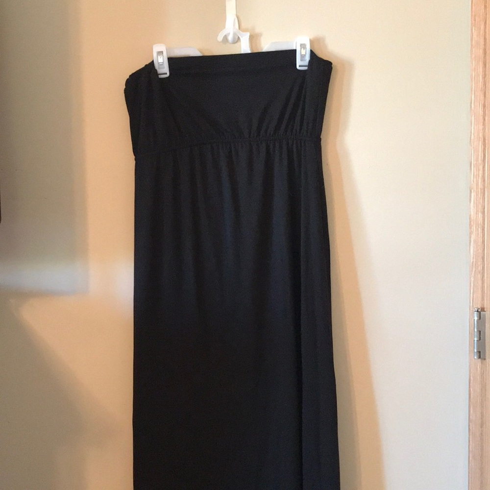 Tube top, maxi dress.
